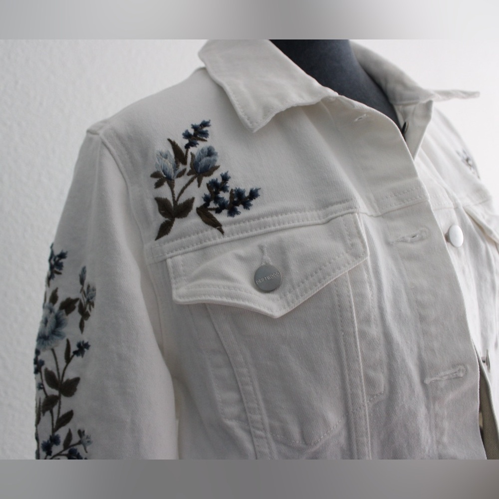 Driftwood jean jacket EUC - Picture 4 of 9